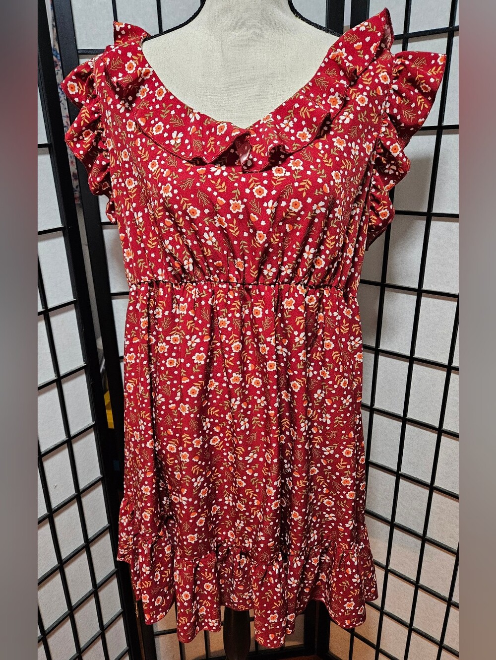 Shein Curve 1XL Burgundy Ditsy Floral Cinched Waist Mini Dress